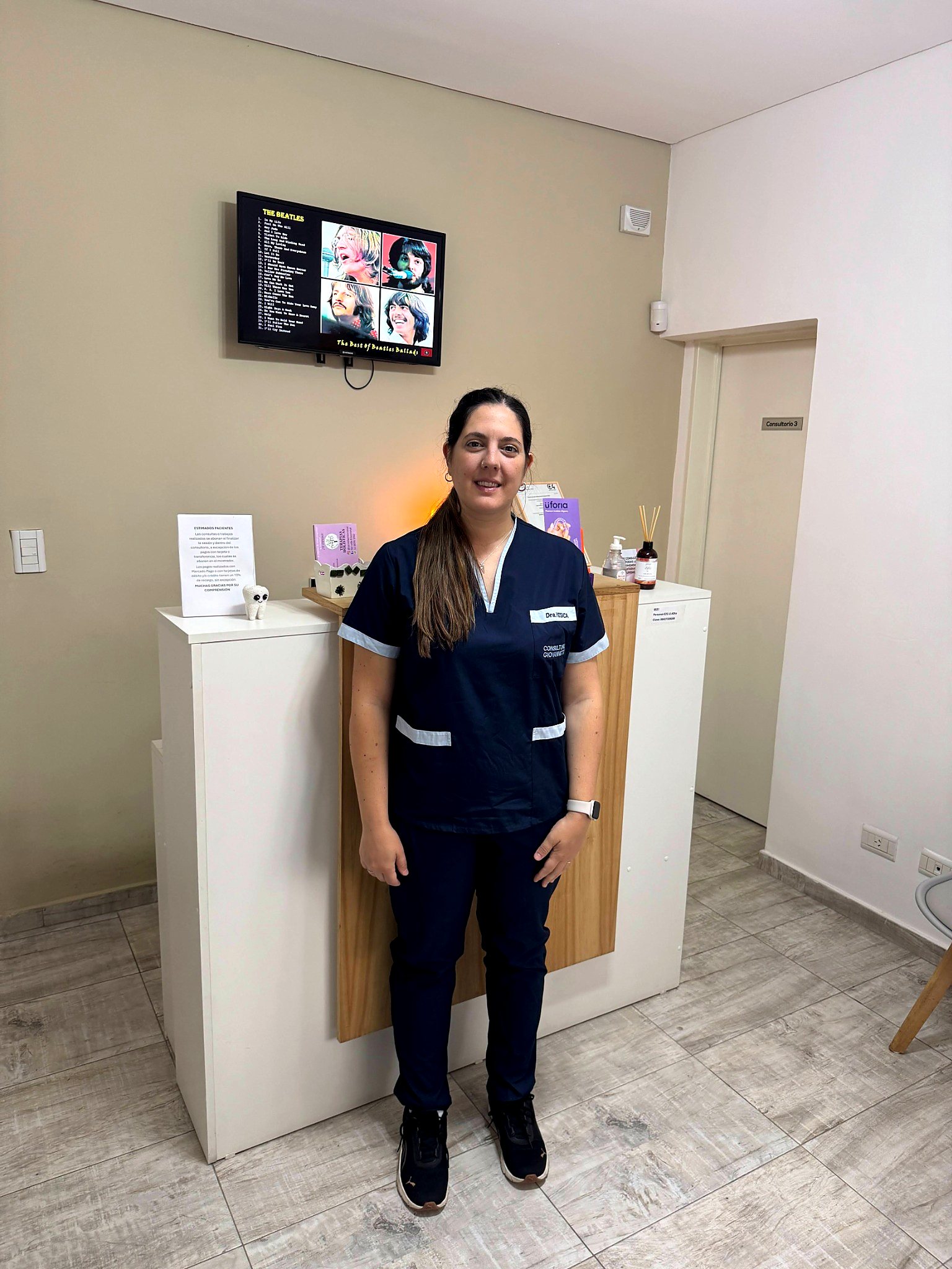 Dra. Yesica Giovannetti en el consultorio